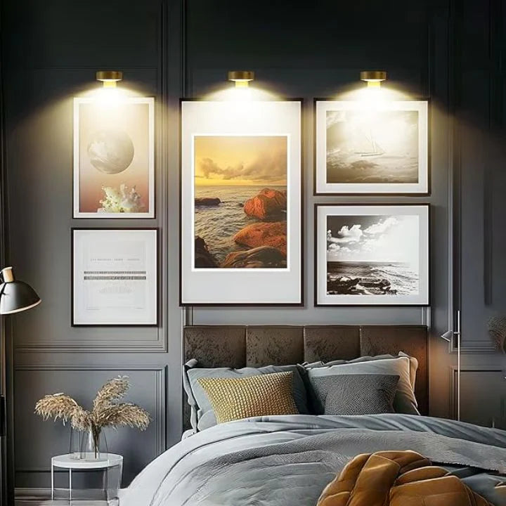 Remote-Controlled Wireless LED Picture Light – Magnetic, No Drilling, Available in Gold or Black