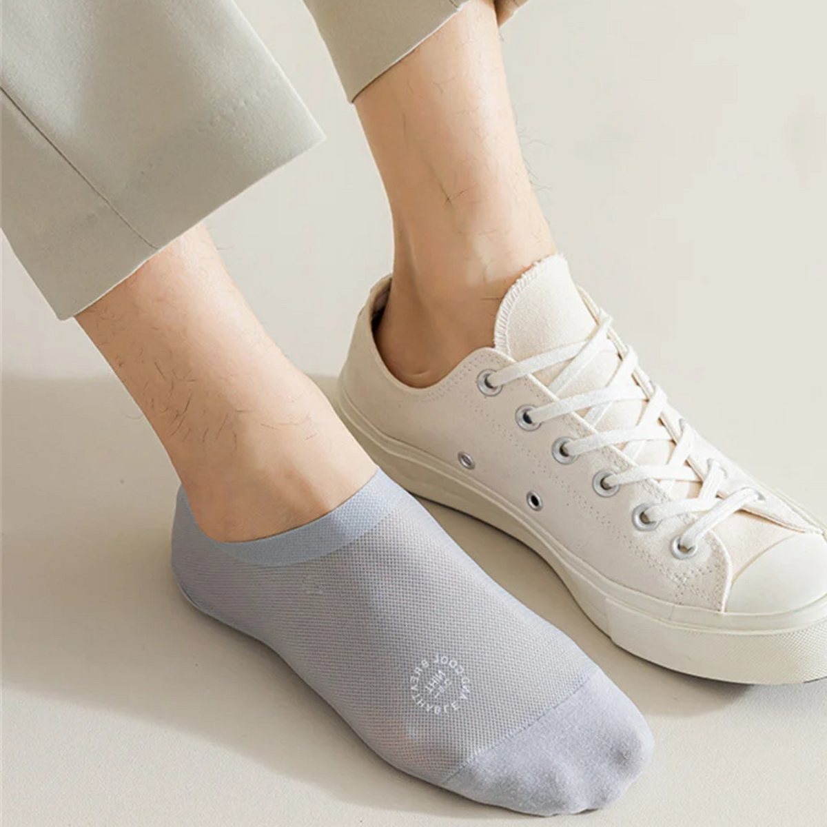 3+3 FREE | Non-Slip Grip – Stays in place. No slipping. Comfortable feel.