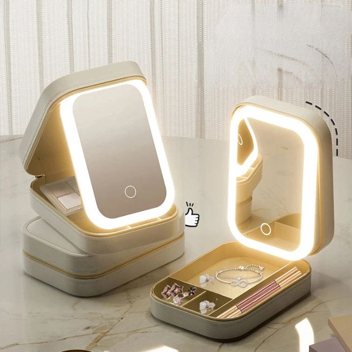 Portable Beauty Light – Illuminate Your Look Anywhere!