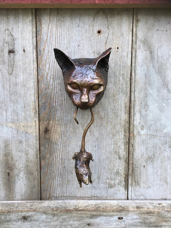 Bronze Cat Door Knocker with Mouse Pendant | Handmade Wall Decor for Cat Enthusiasts