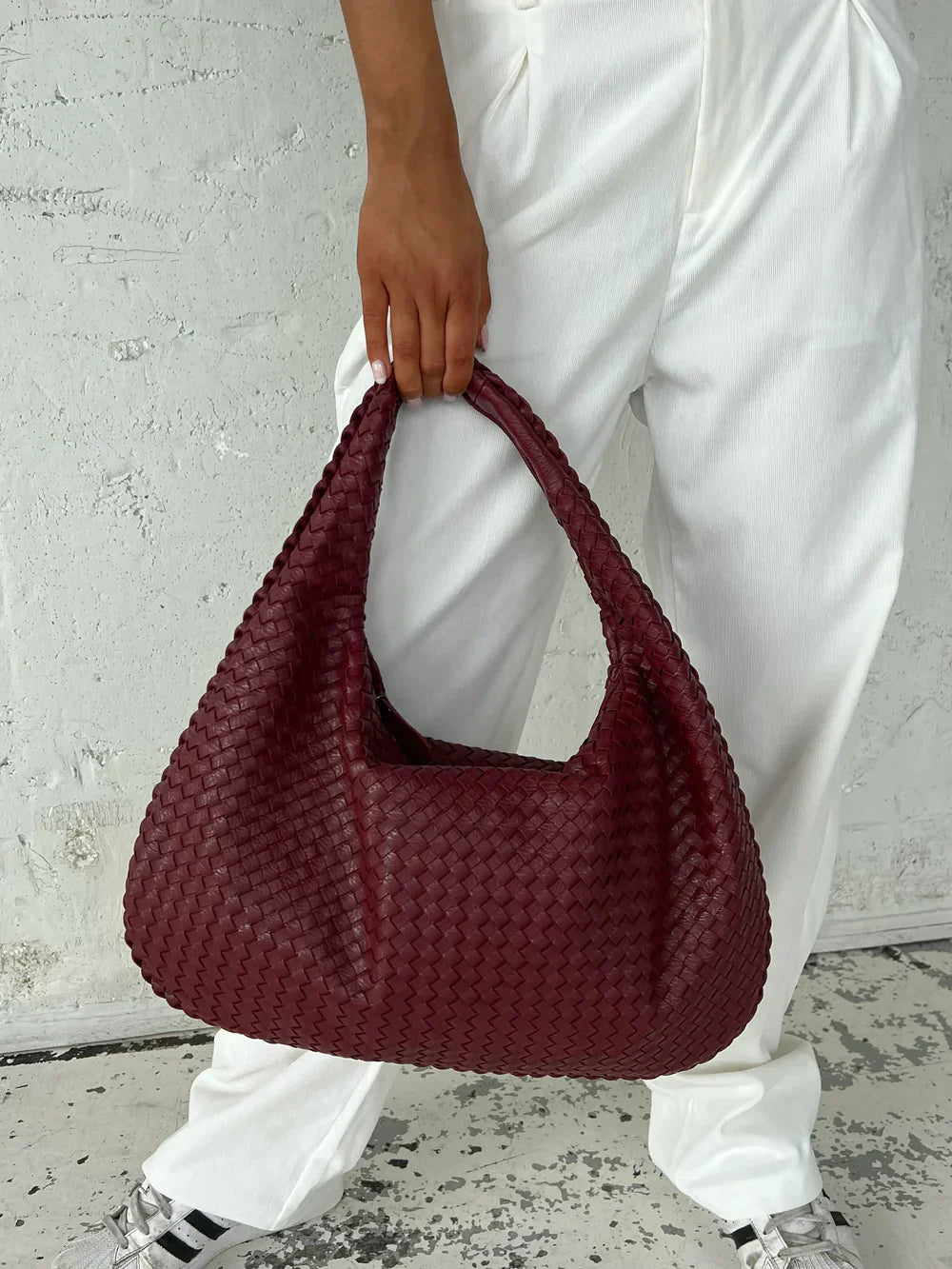 Elegant Women's Shoulder Bag Crafted from Premium Synthetic Leather with Roomy Interior | Perfect for Everyday and Office Use