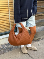 Elegant Women's Shoulder Bag Crafted from Premium Synthetic Leather with Roomy Interior | Perfect for Everyday and Office Use