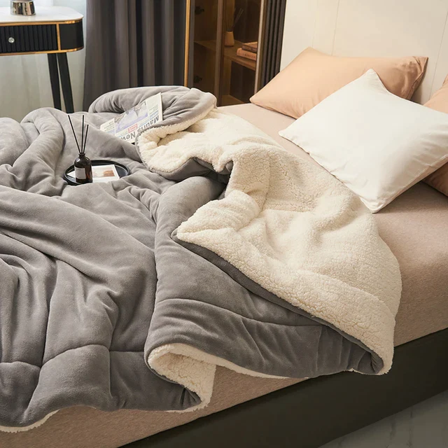 Luxurious Warm Fleece Blanket