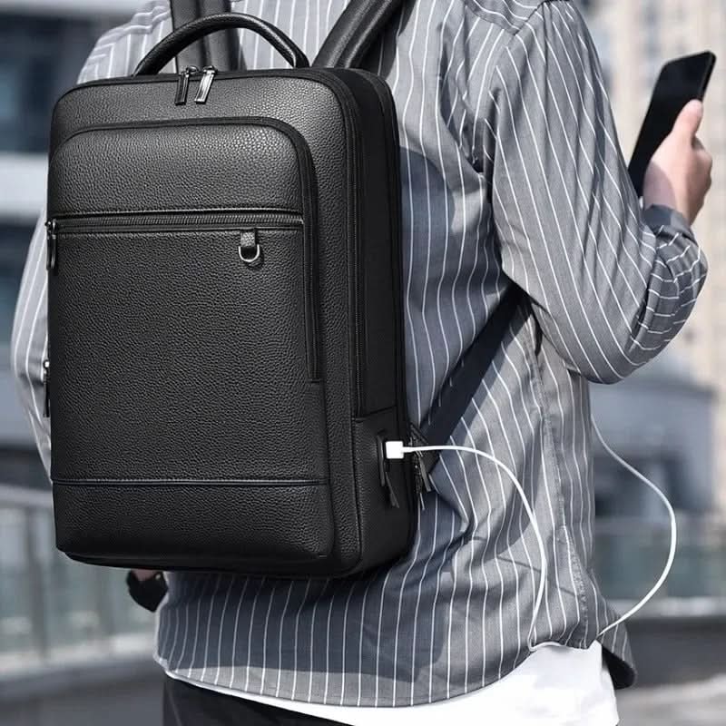 Smart USB Backpack for Work and Daily Mobility