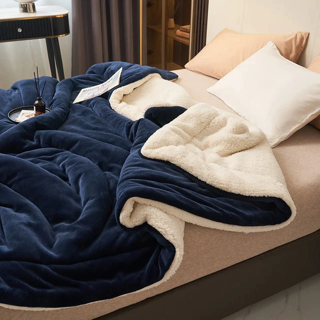 Luxurious Warm Fleece Blanket