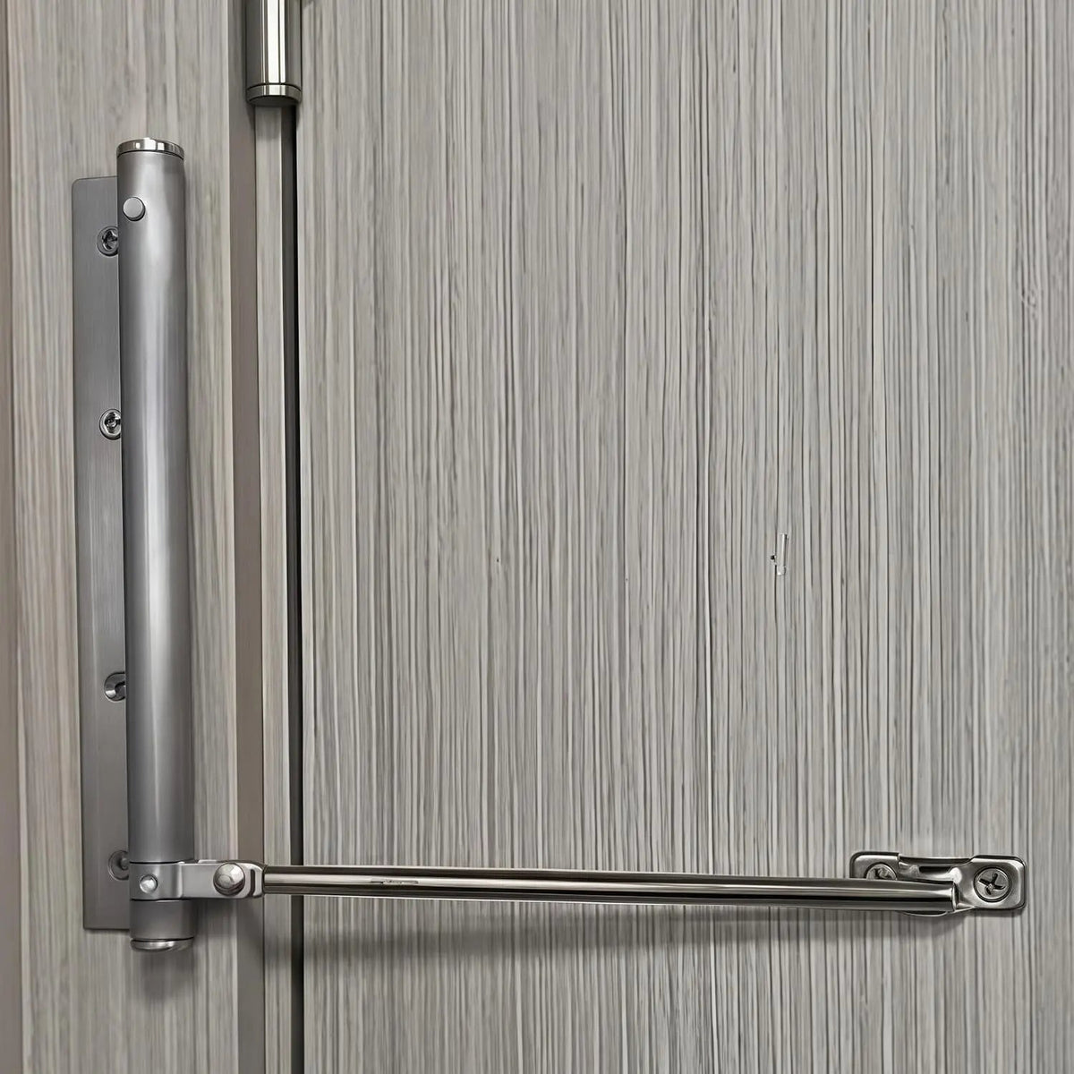 Quiet and Even Automatic Door Closer for Safe Door Closure
