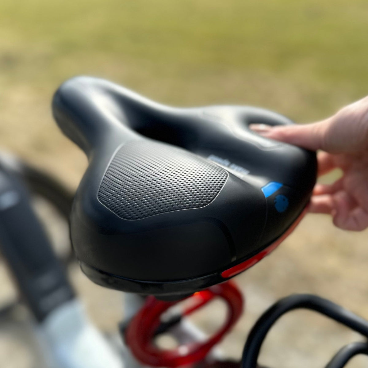 CloudComfort Pro Bicycle Saddle | Pressure-Relieving Memory Foam | Black