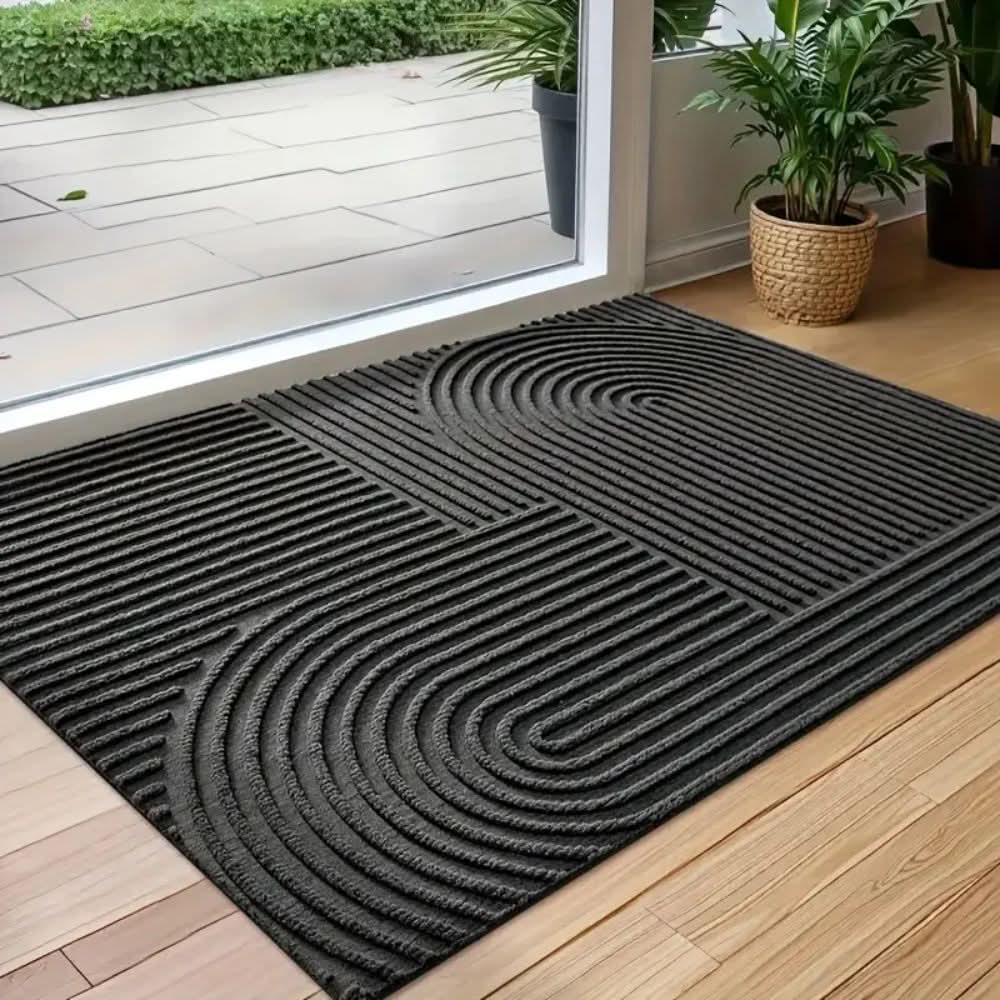 Absorbent, Washable Mat with Flowing Line Pattern