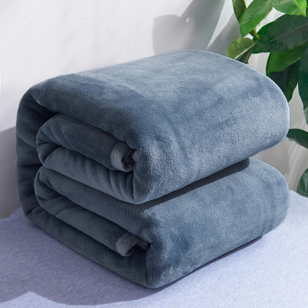Reversible Sherpa Fleece Blanket – Ultra Warm, Soft, and Comfortable for All Seasons, Machine Washable