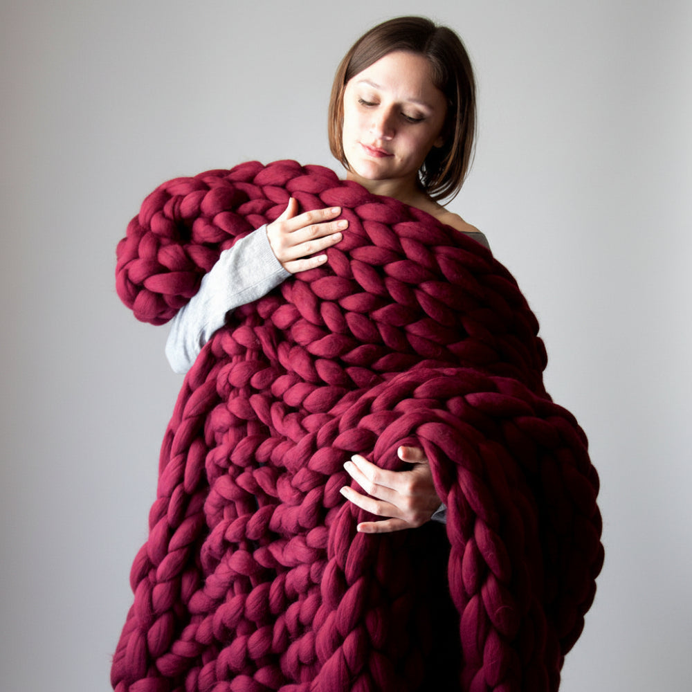 Handwoven Wool Blanket – Luxurious Softness and Nordic Elegance