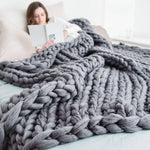 Handwoven Wool Blanket – Luxurious Softness and Nordic Elegance