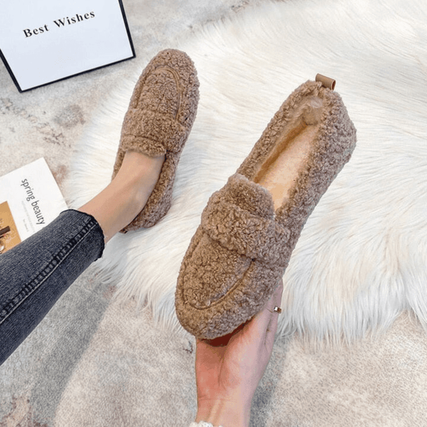 Elegant Winter Slippers for Warmth and Comfort