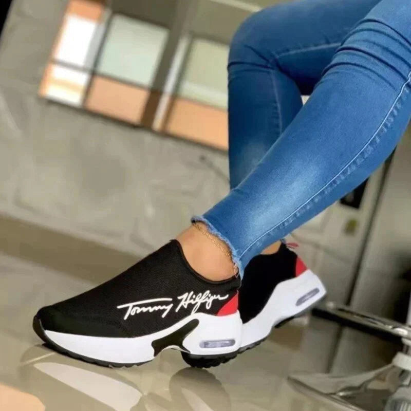 Lightweight Women's Orthopedic Sneakers with Breathable Mesh | Comfortable Shoes for Daily Wear and Leisure