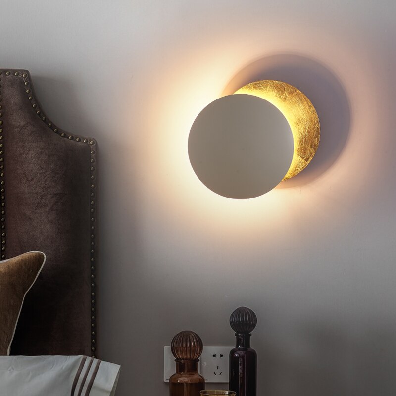 Modern LED Wall Light, White, Ideal for Living Room