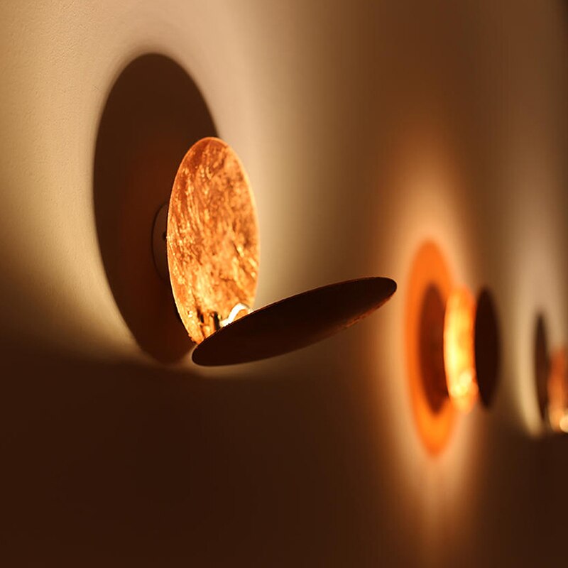 Modern LED Wall Light, White, Ideal for Living Room