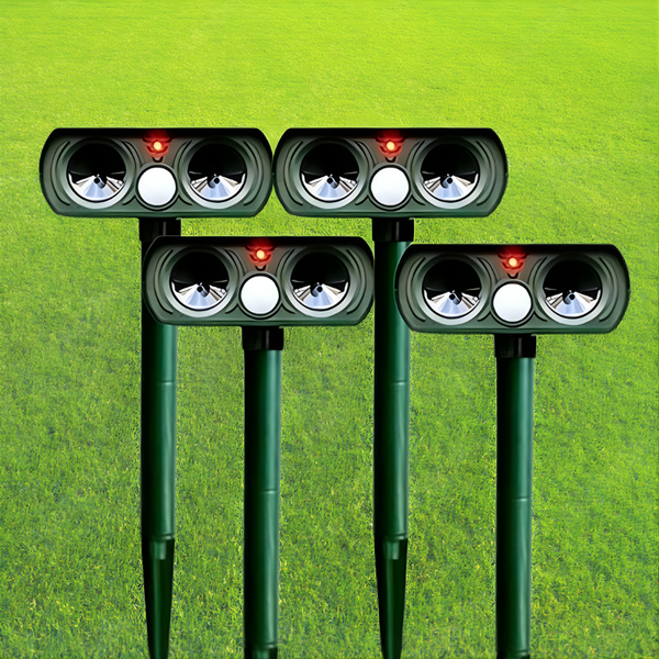 Ultrasonic Solar Animal Repeller for Gardens - 8–10m Range, IP66, 13.5–45.5kHz