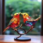 Luxurious Table Decor with Artistic Elegance