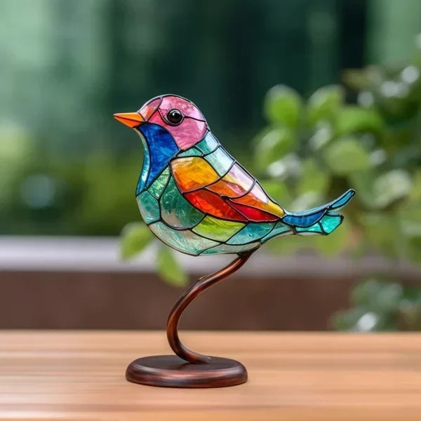 Luxurious Table Decor with Artistic Elegance