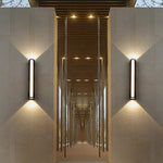 Modern Waterproof Black LED Outdoor Wall Light for Patios