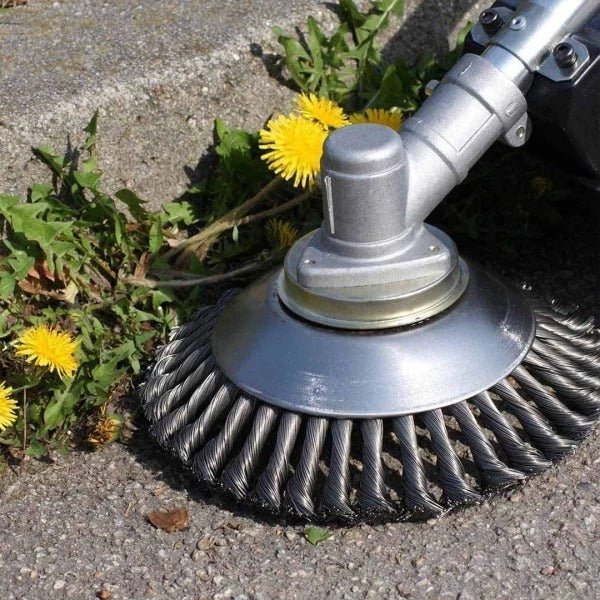 Weed Brush & Trimmer Crafted from Carbon Steel
