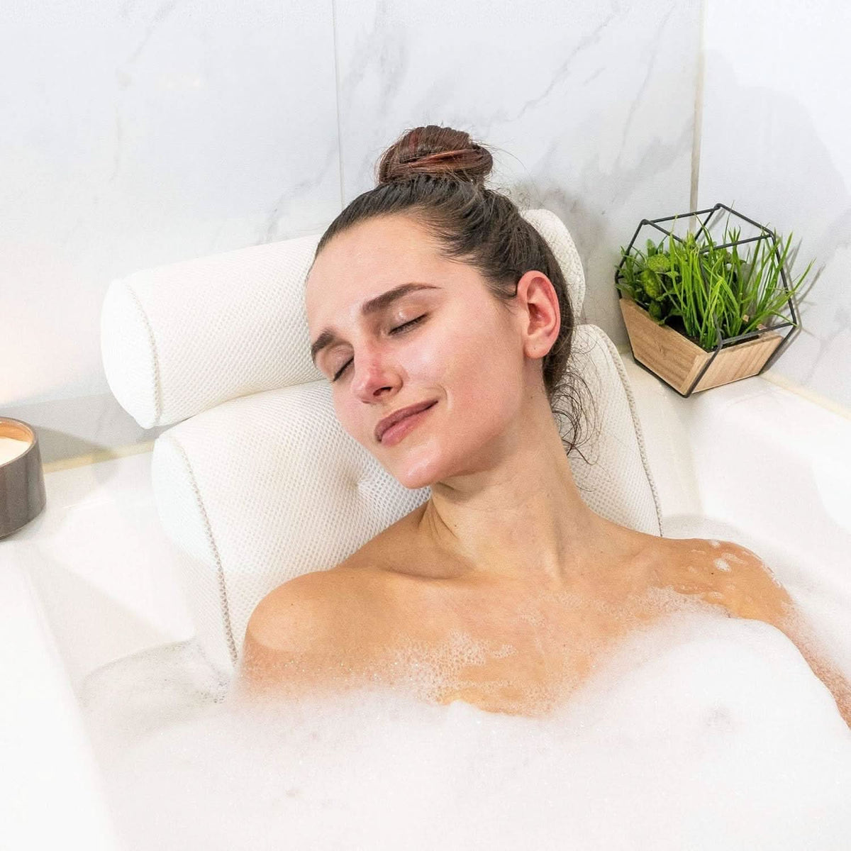 Ergonomic Bath Pillow – Comfortable Design for a Luxurious Bathing Experience