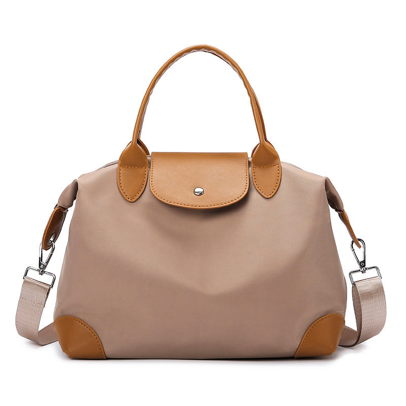 Elegant Tote: Stylish and Functional Shoulder Bag