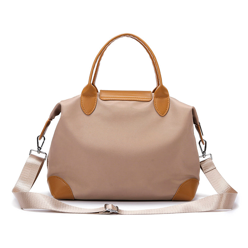 Elegant Tote: Stylish and Functional Shoulder Bag