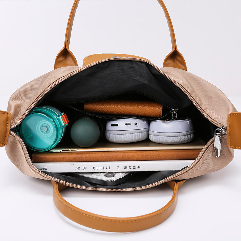 Elegant Tote: Stylish and Functional Shoulder Bag