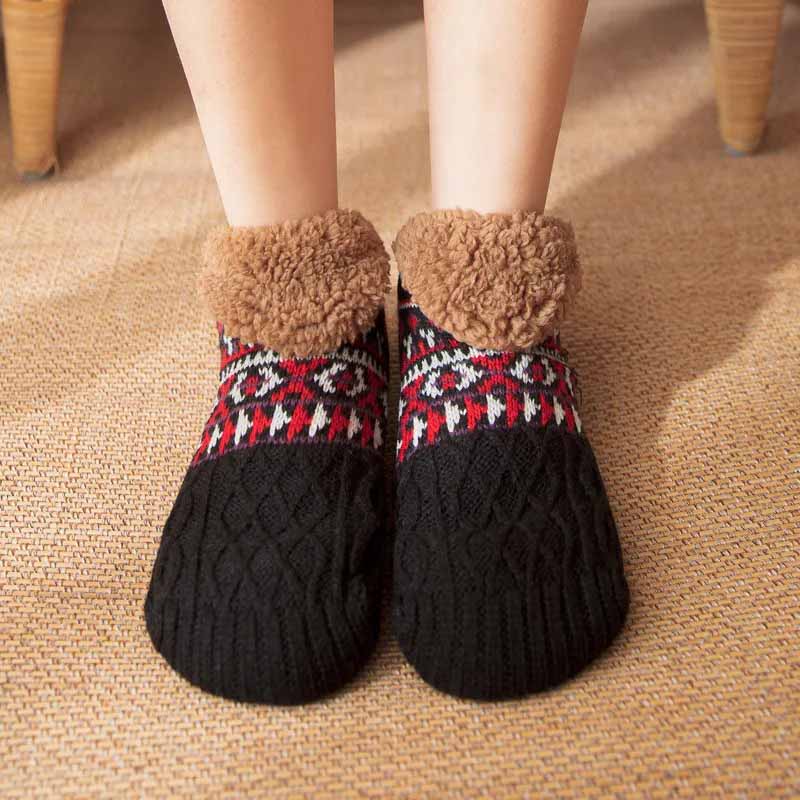 Non-Slip Cozy Grip Socks for Warm Feet